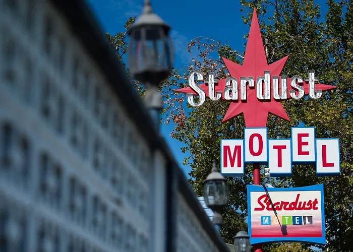 Stardust Motel